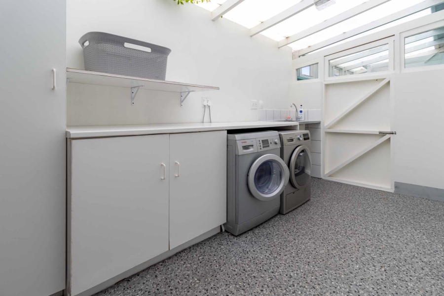 To Let 2 Bedroom Property for Rent in Bakoven Western Cape
